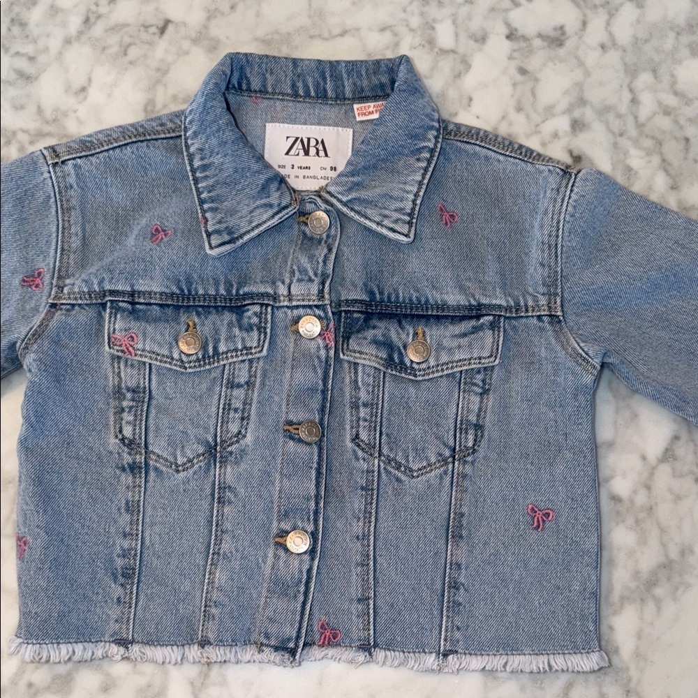 Zara Kids Light Blue Denim Jacket with Pink Bow Accents 3Y - Picture 5 of 8